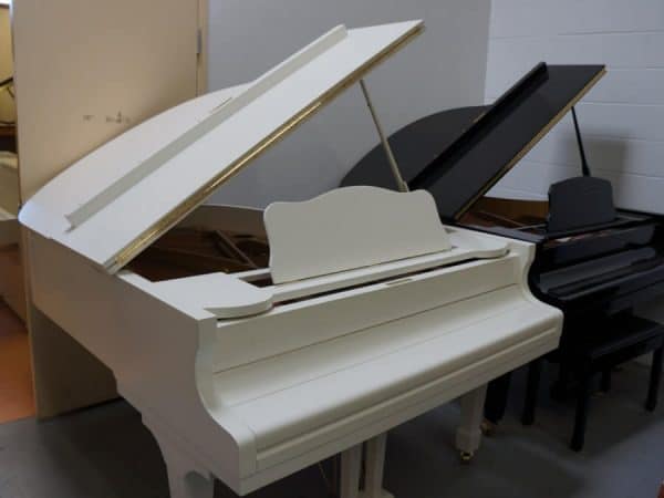 baby grand piano stegler