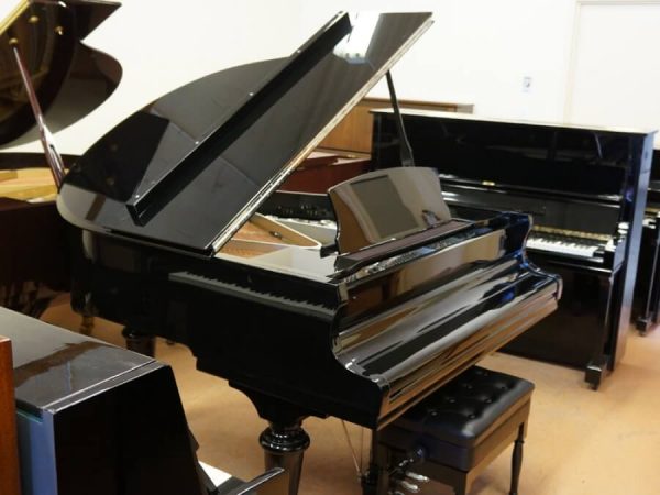 gerhard heintzman black grand piano