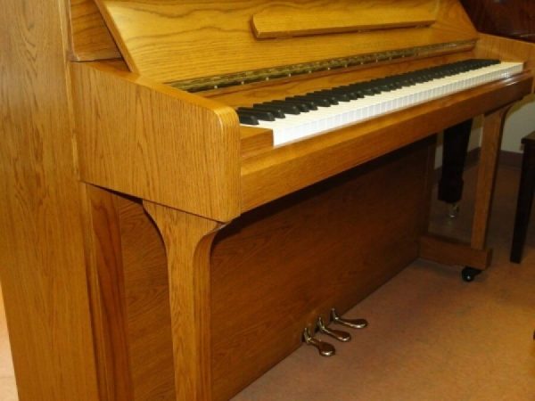 new oak hoffman and kuhne piano