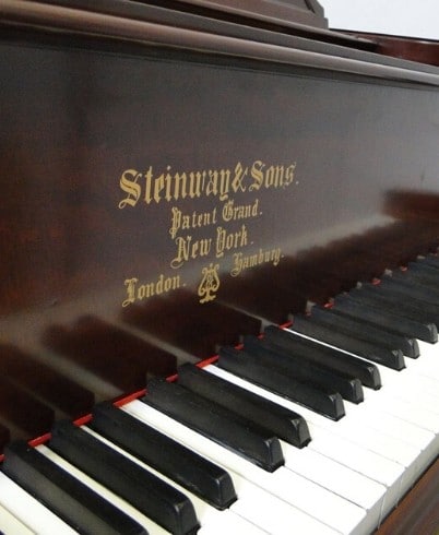 piano store in Toronto