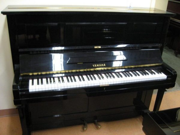 yamaha pro used piano