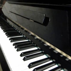 yamaha upright piano sale