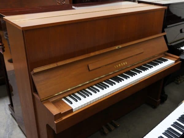 yamaha upright used piano toronto